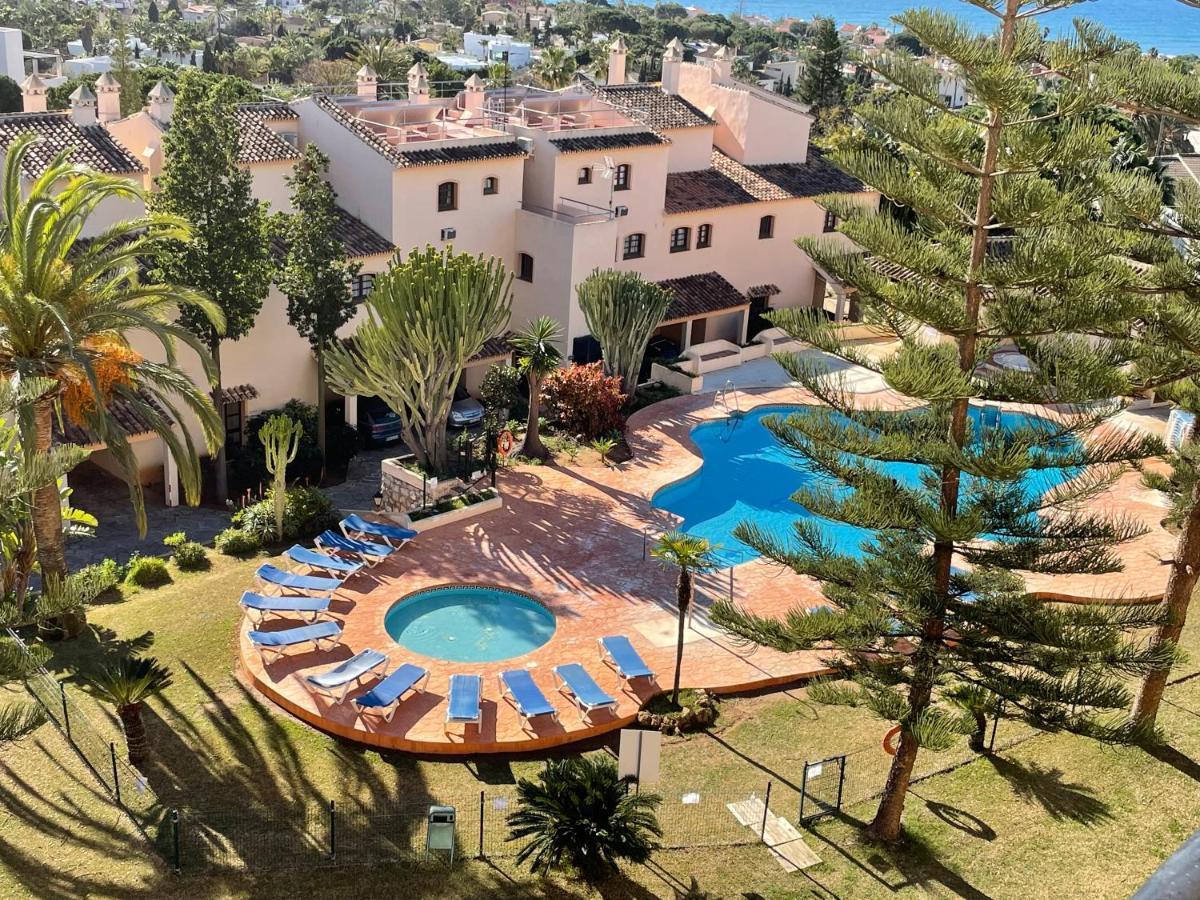 Apartamentos El Toro Marbella Exterior photo