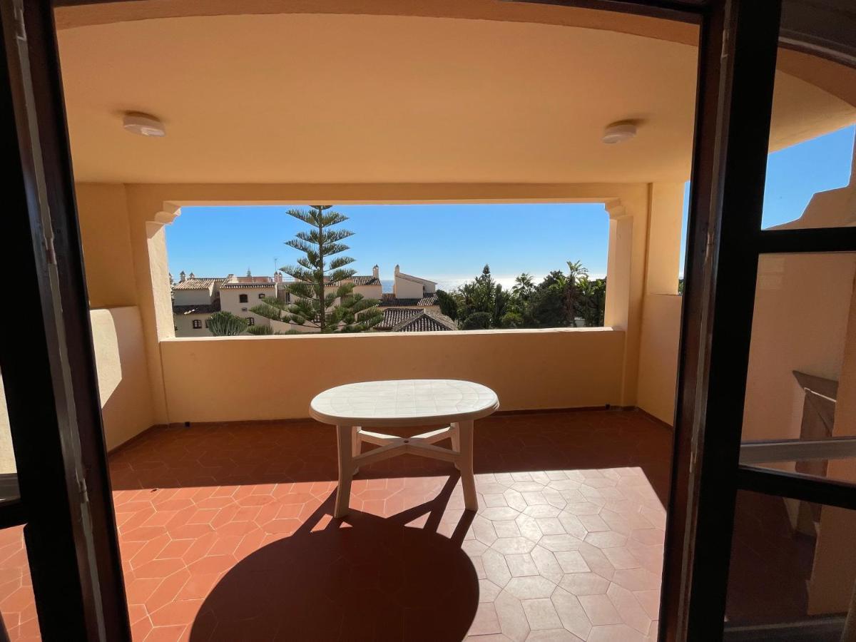 Apartamentos El Toro Marbella Exterior photo