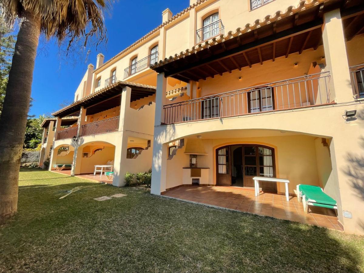 Apartamentos El Toro Marbella Exterior photo