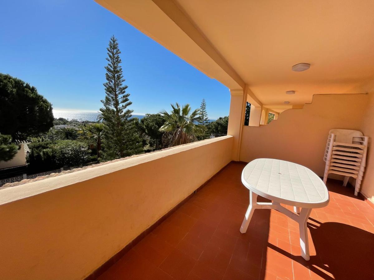 Apartamentos El Toro Marbella Exterior photo