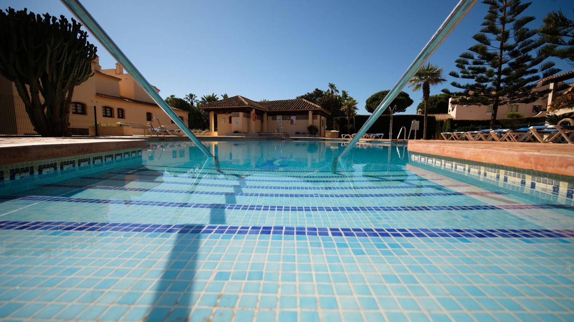 Apartamentos El Toro Marbella Exterior photo